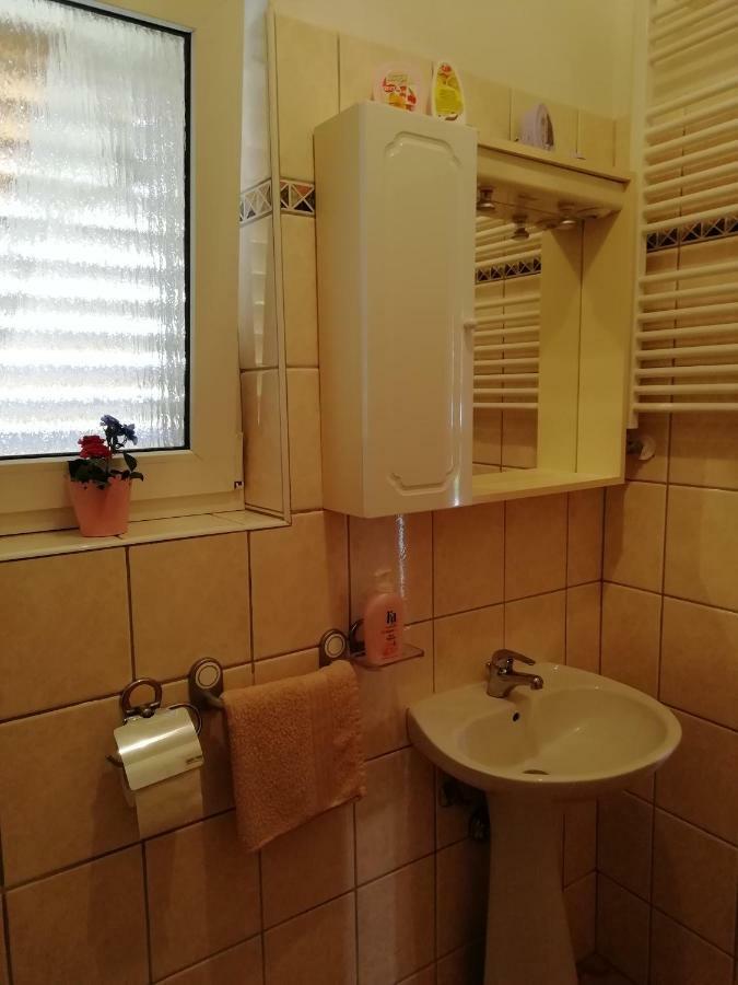 Apartmani Vesna Buje Eksteriør billede