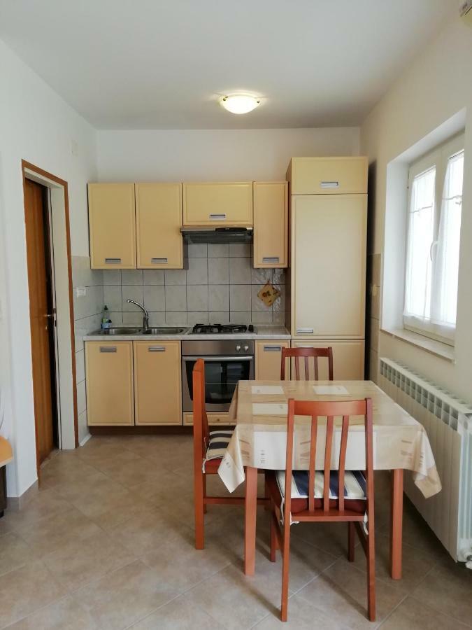 Apartmani Vesna Buje Eksteriør billede